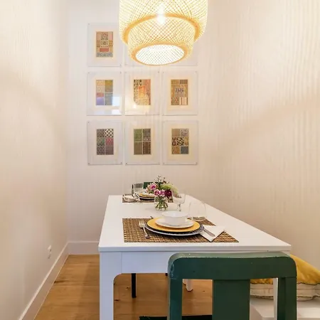 Apartment Charming In The Heart Of Barrio Alto Lisbon