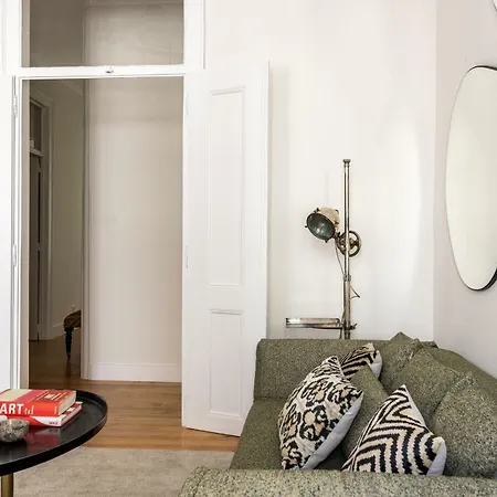 Charming In The Heart Of Barrio Alto Apartment *