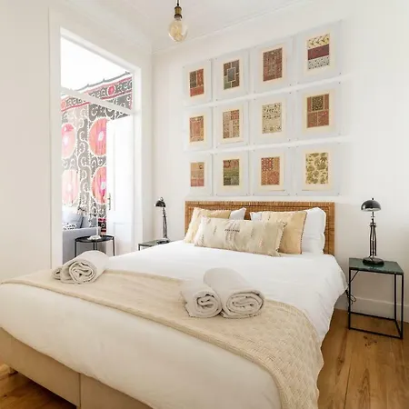 Charming In The Heart Of Barrio Alto 리스본