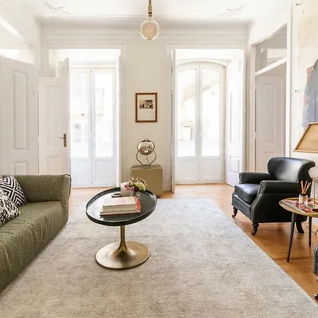 Charming In The Heart Of Barrio Alto Лиссабон